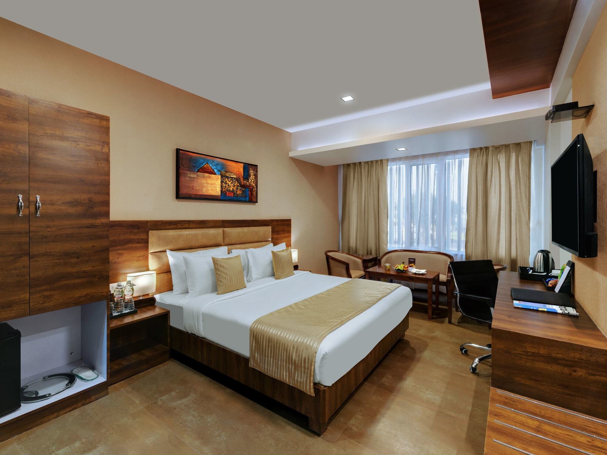 Hotel The Fern Residency, Bhuj Extérieur photo